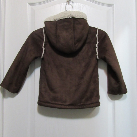 Kids size 5 fall coat Old Navy with a hood - Picture 3 of 5